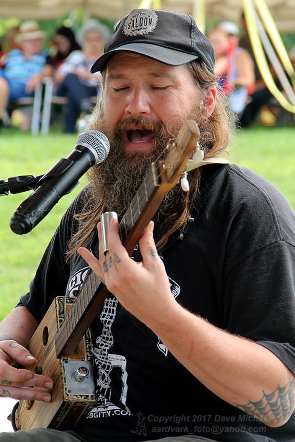 The Ozark Cigar Box Music Festival